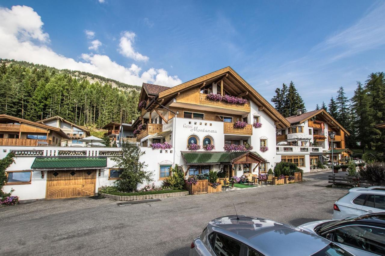 Ciasa Montanara Hotel La Villa  Luaran gambar